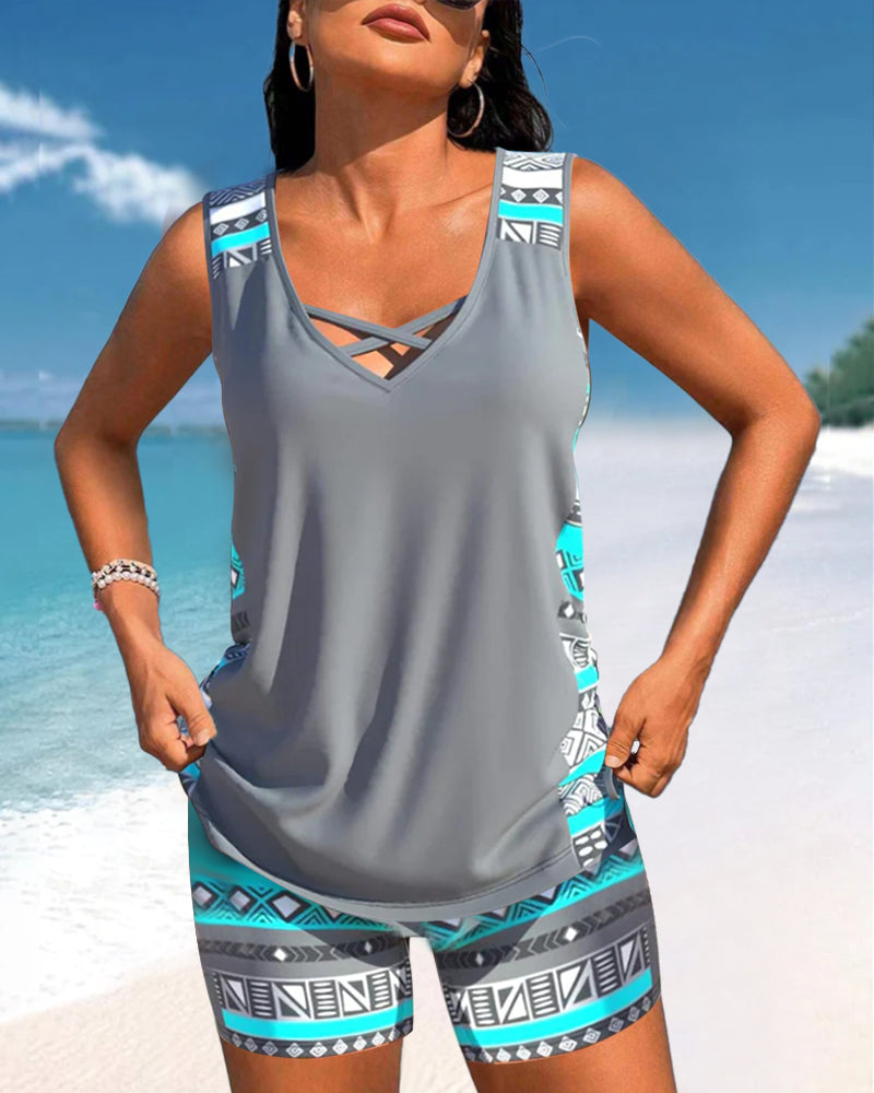 Tankinis mit geometrischem Print und V-Ausschnitt