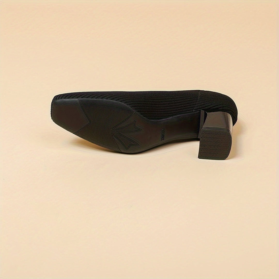 Bekväma pumps med stabil klack för smärtfritt stöd