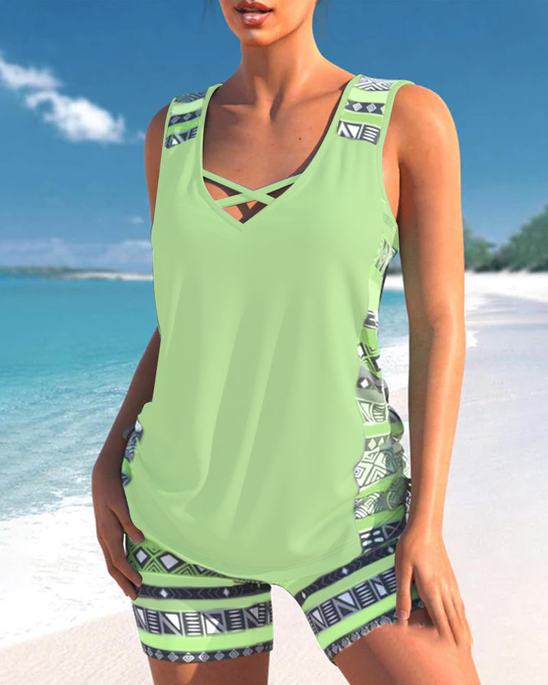 Tankinis mit geometrischem Print und V-Ausschnitt